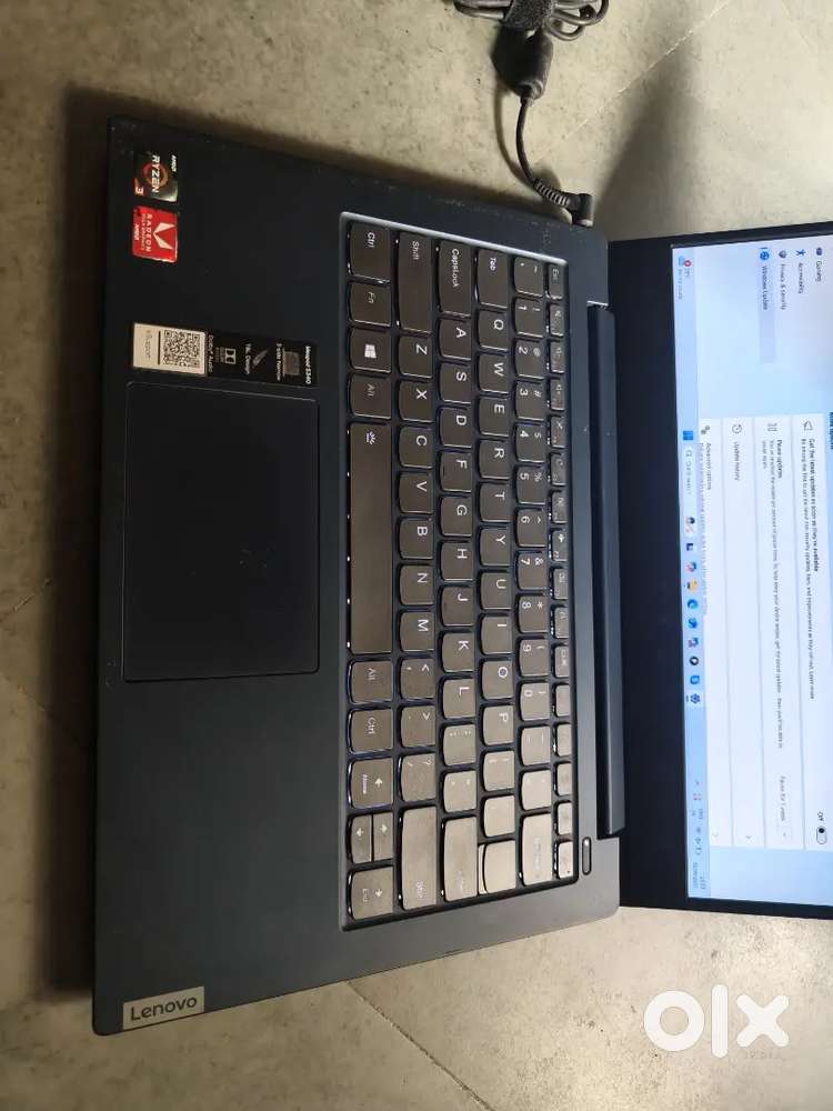 Laptop Lenovo IdeaPad