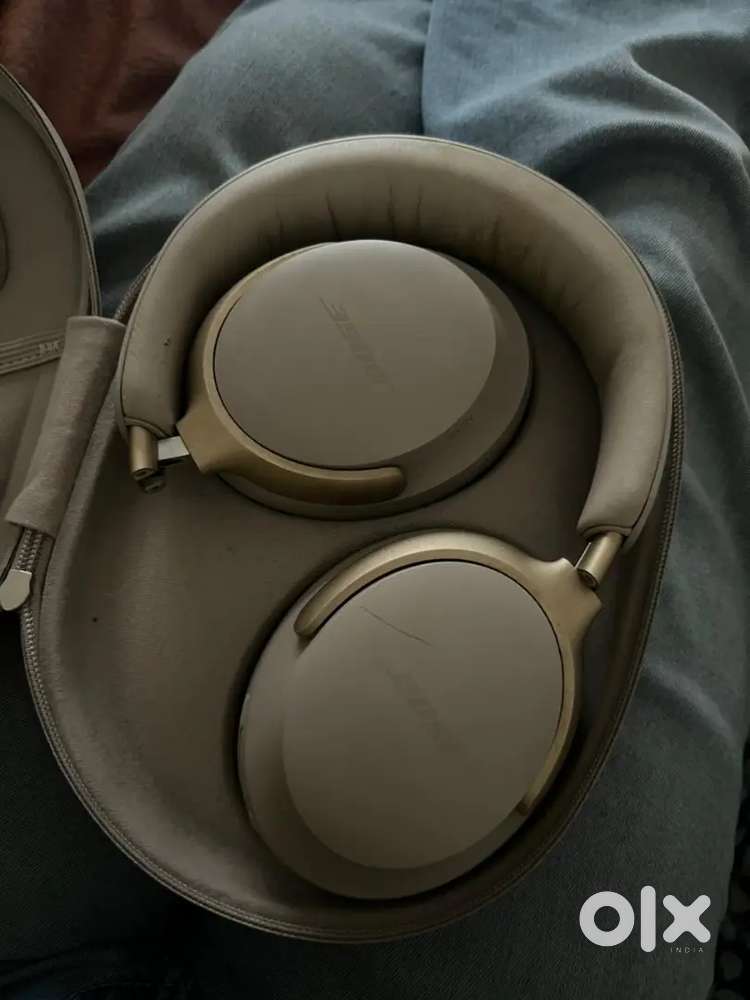 Bose Quietcomfort Ultra headphones for sale