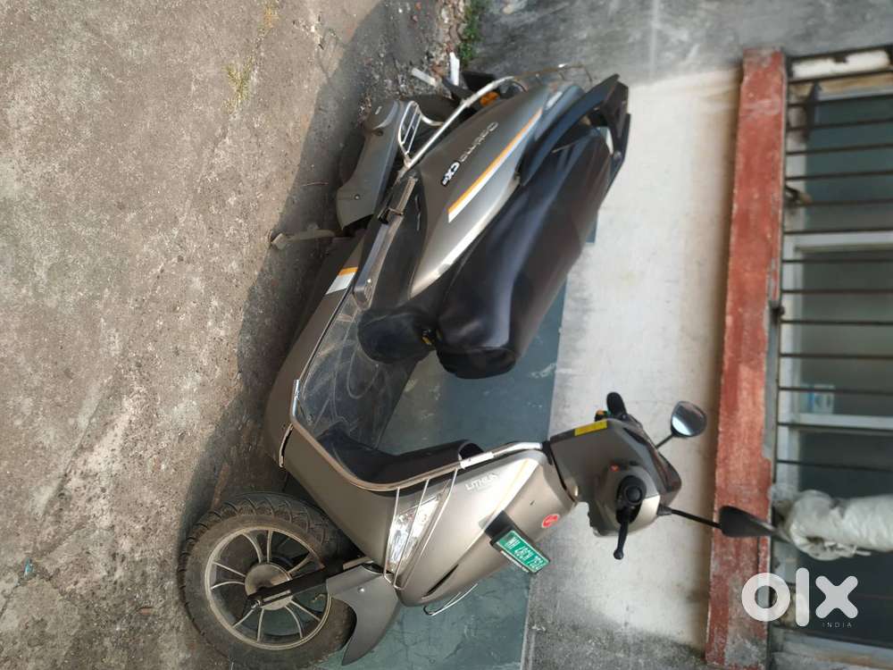2023 model. Dual battery