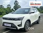 Mahindra XUV300 W8 Option, 2022, Petrol