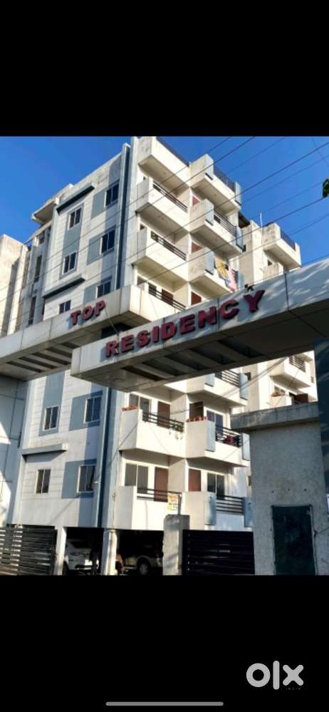 3bhk flat (1st floor) for SELL near PEOPLES MALL, BMHRC , MITTAL CLG
