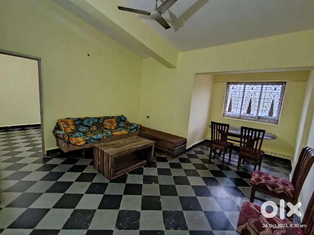 Spacious 1BHK in Residential Colony, for Hindu family Close to Mapusa