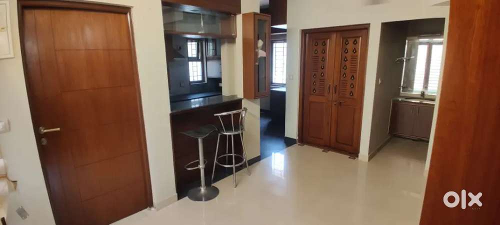 Well-Maintained 5BHK Builder Floor for Lease  in JP Nagar