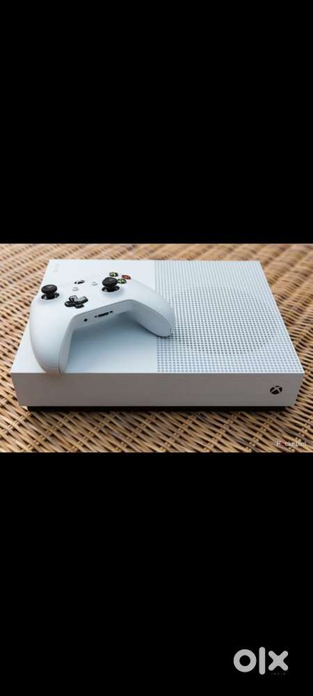 Xbox one s. 1TB Storage
