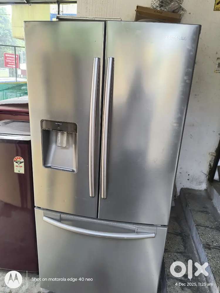 Samsung side by side big size fridge