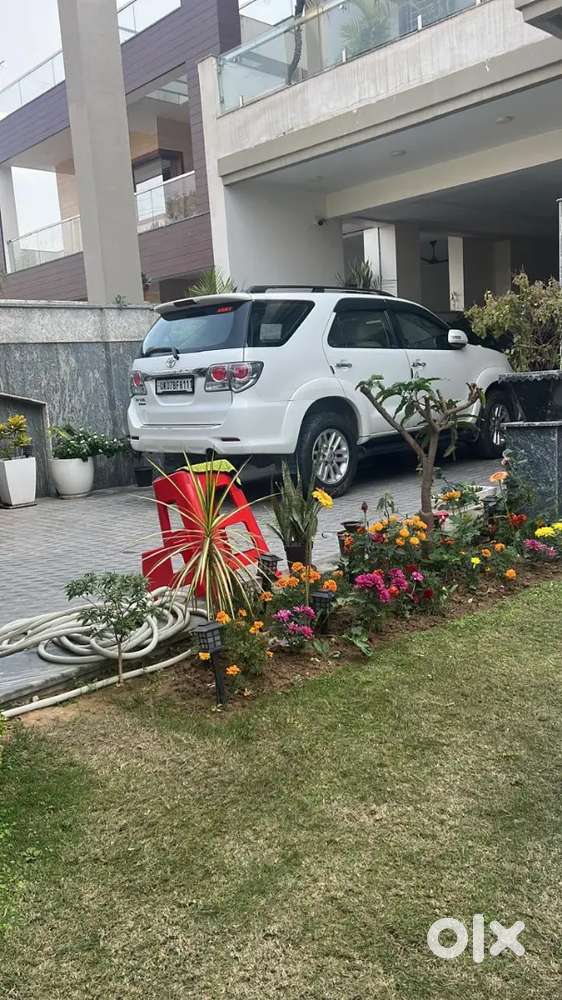 Toyota Fortuner 2014 Diesel 162000 Km Driven