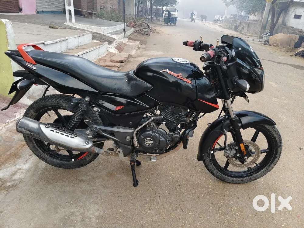 BAJAJ PULSER 125