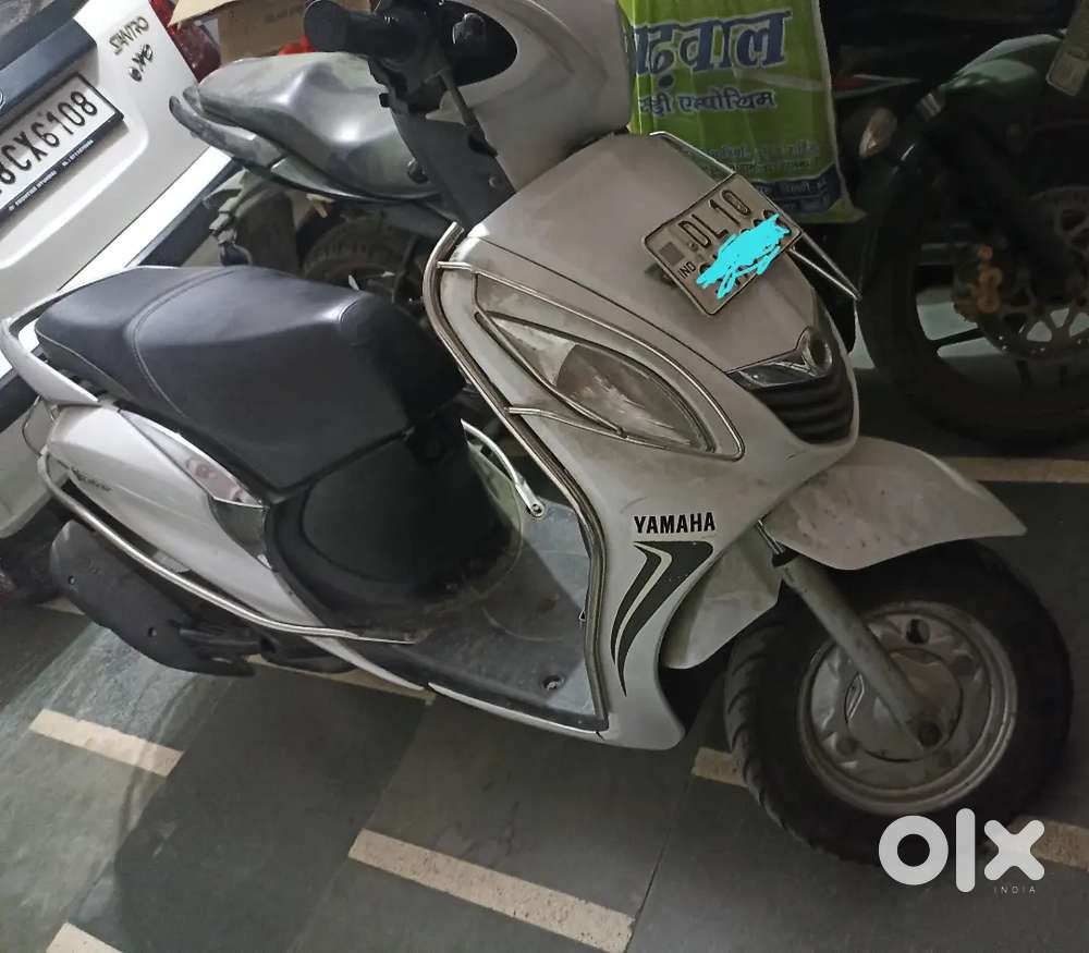 Yamaha fascino scooter