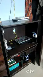 Computer table