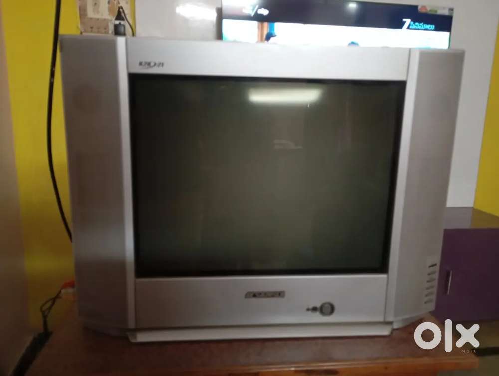 Tv sansul old model tv good wroking