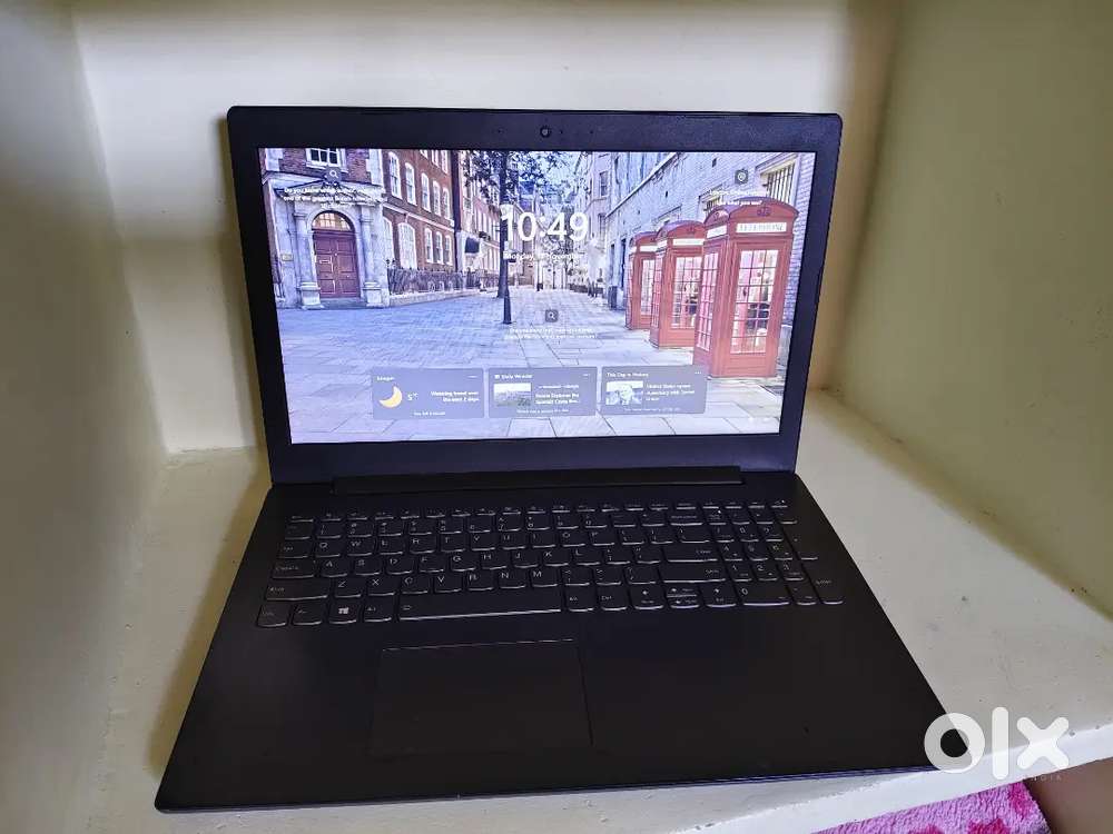 Lenovo IdeaPad gaming laptop 12 gb 4 gb graphics 250 gb SSD i5 8th gen