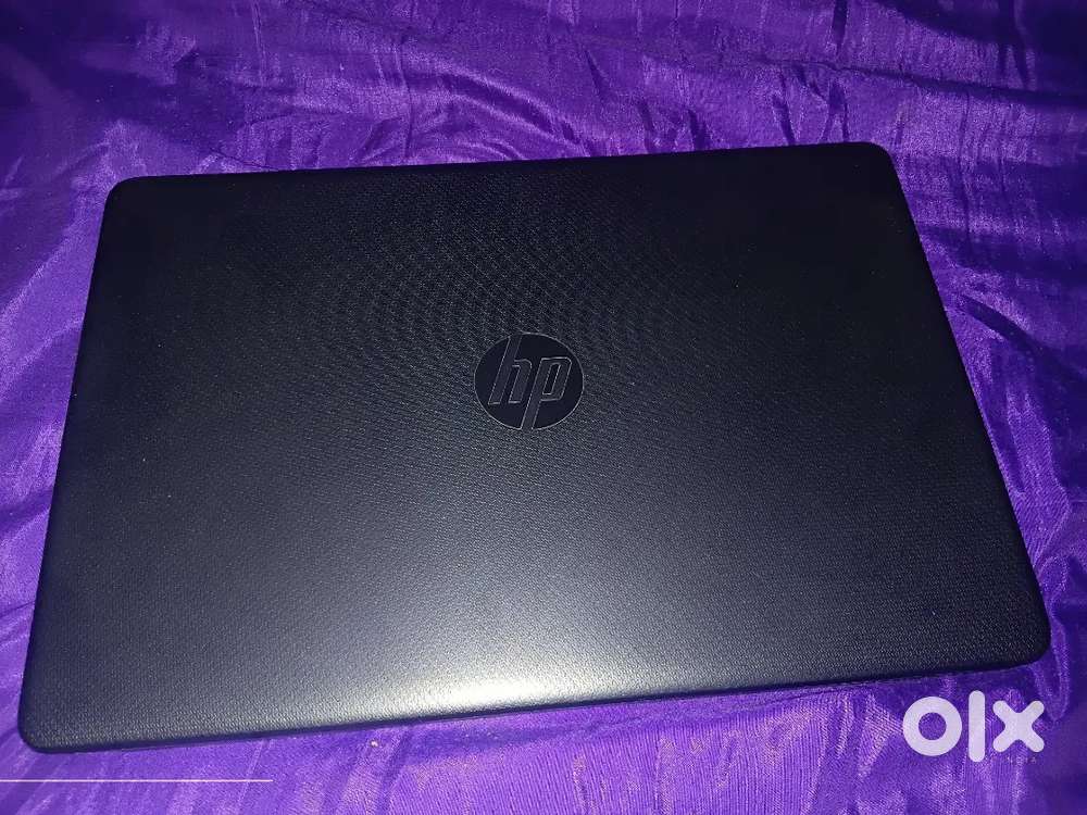 HP LAPTOP WITH CHARGER AND BILL RECEIPT.