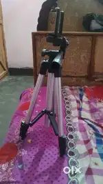 I want sell this tripod main tripod bhejna chahta hun