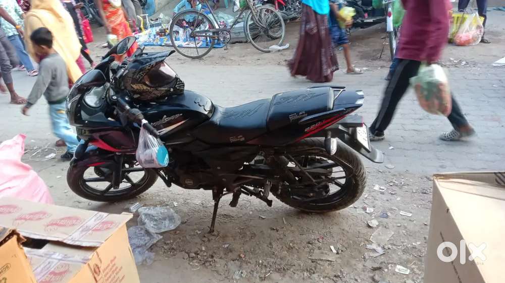 Pulsar 220 good condition