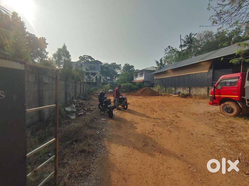 10.5 cent Square plot