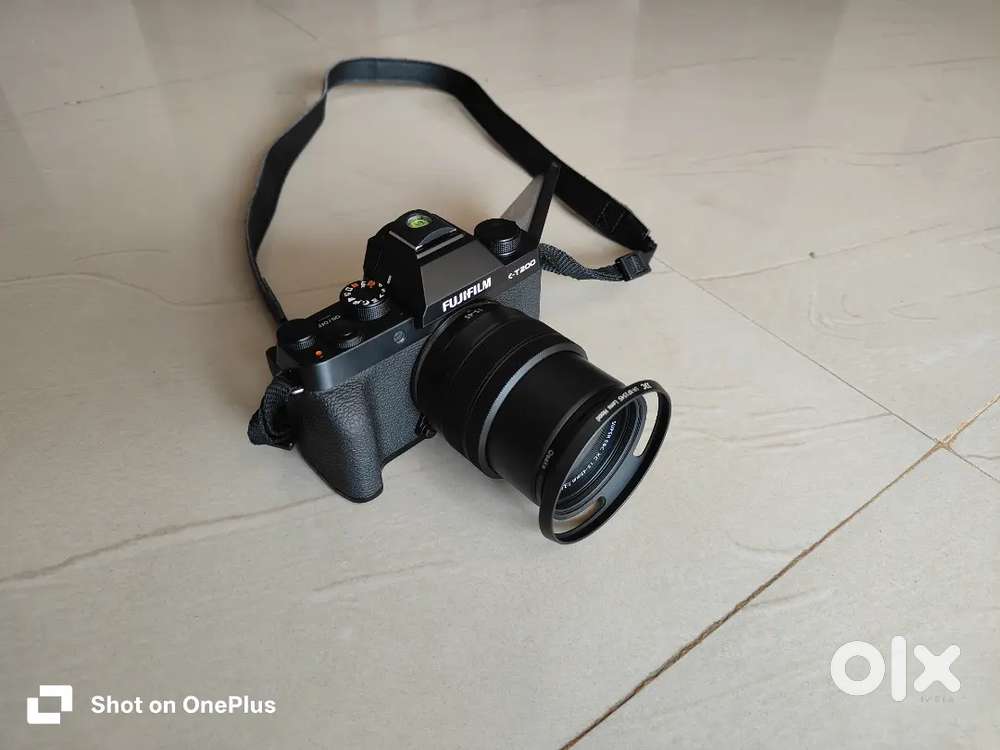 Fujifilm X-T200