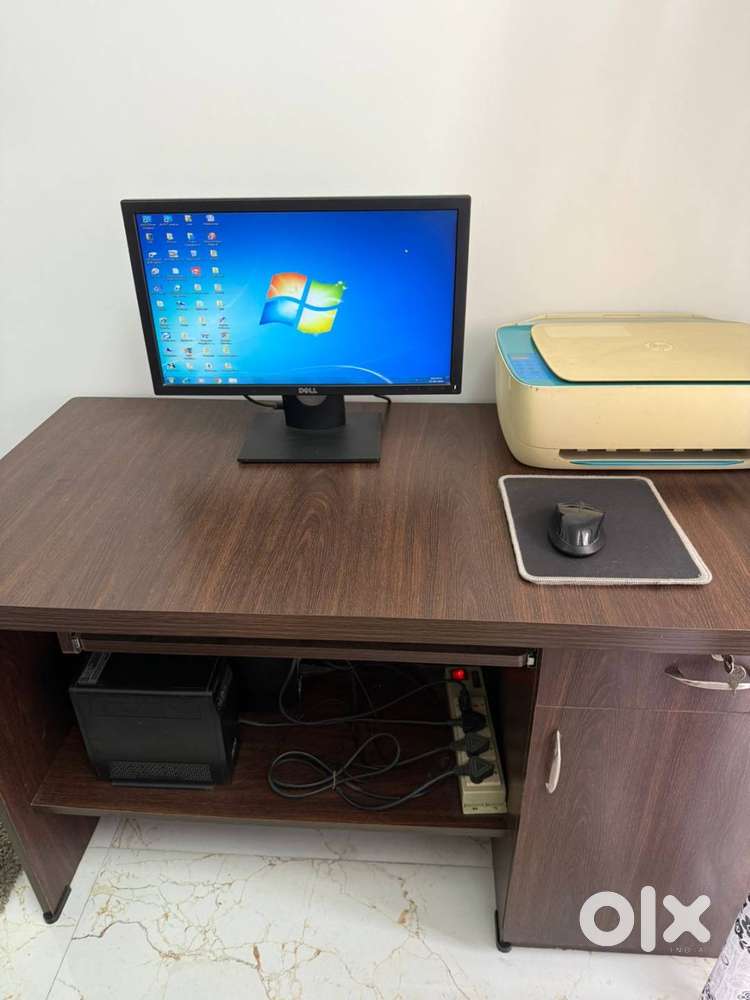 Dell Vostro, HP Printer, APS back up & Computer Table