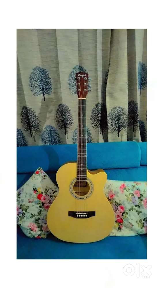 Guitar for sale