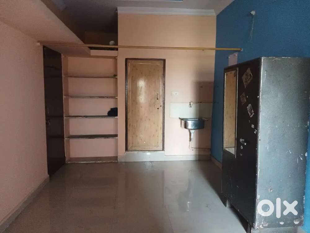 1 Room for Rent in Minal Residency, Bhopal–Safe&Well Located for Girls