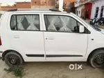 Mai apni gadi bech raha hu 2018 feb ka model hai koi bhi dikkat nhi h