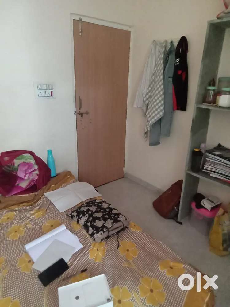Searching room mate for my room