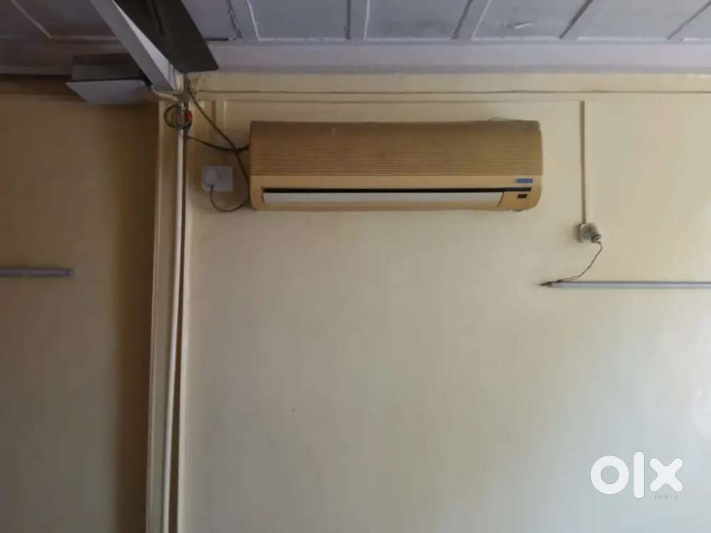 Bluestar Split Ac 2.5 ton