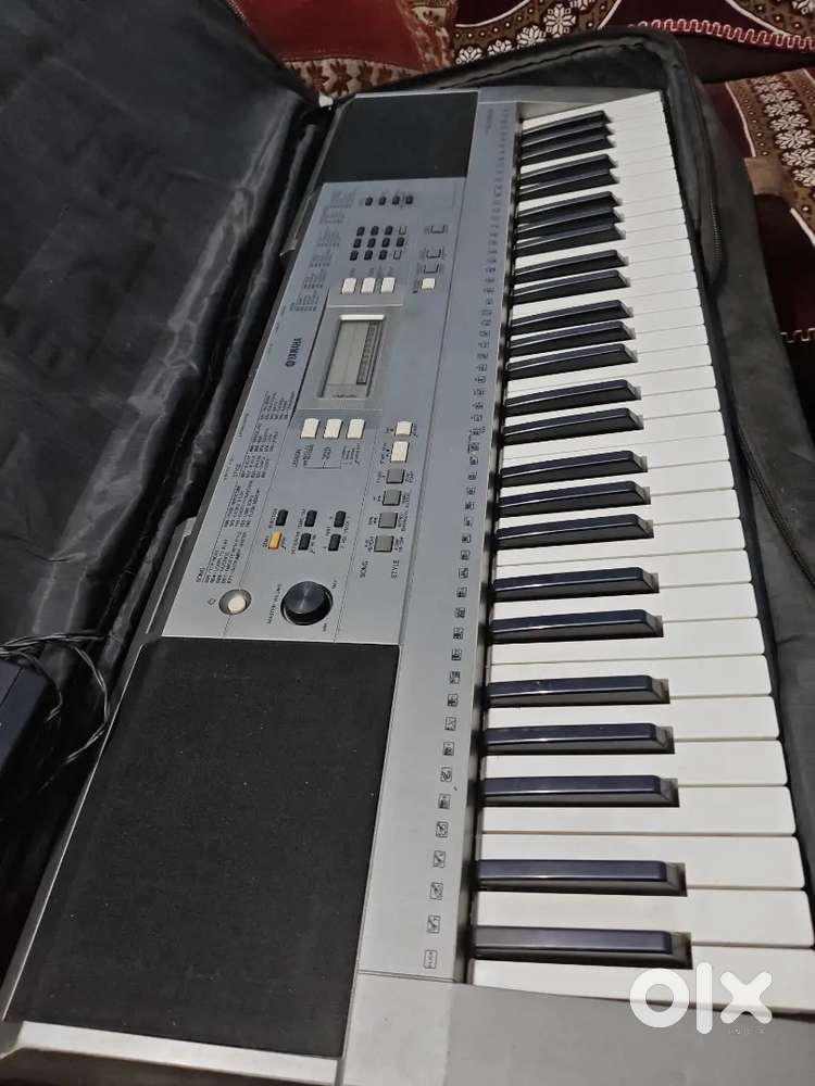 Keyboard / piano
