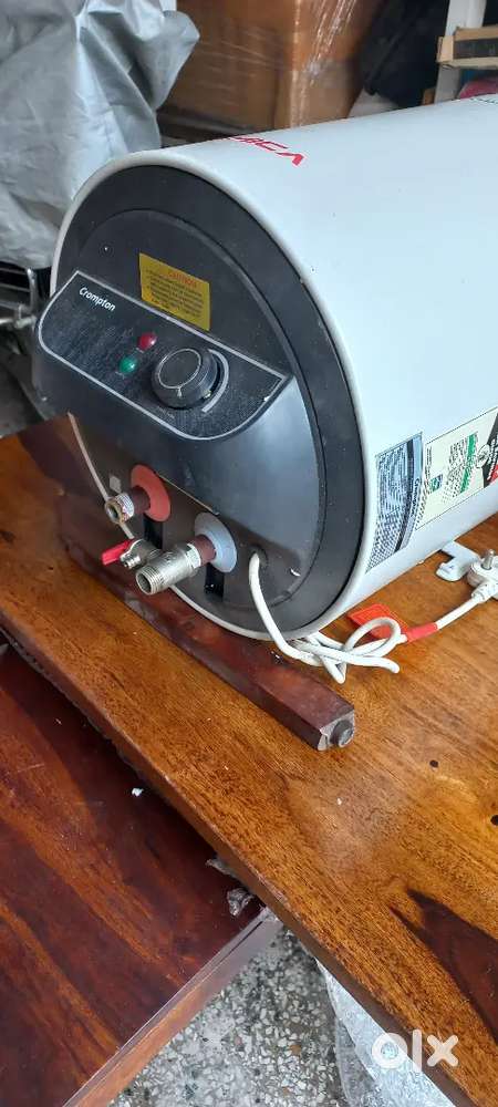 Crompton 15 ltrs Geyser 2019 model