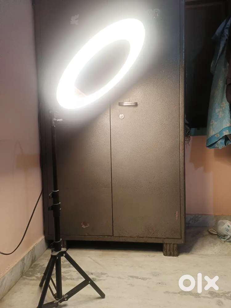 Ring light