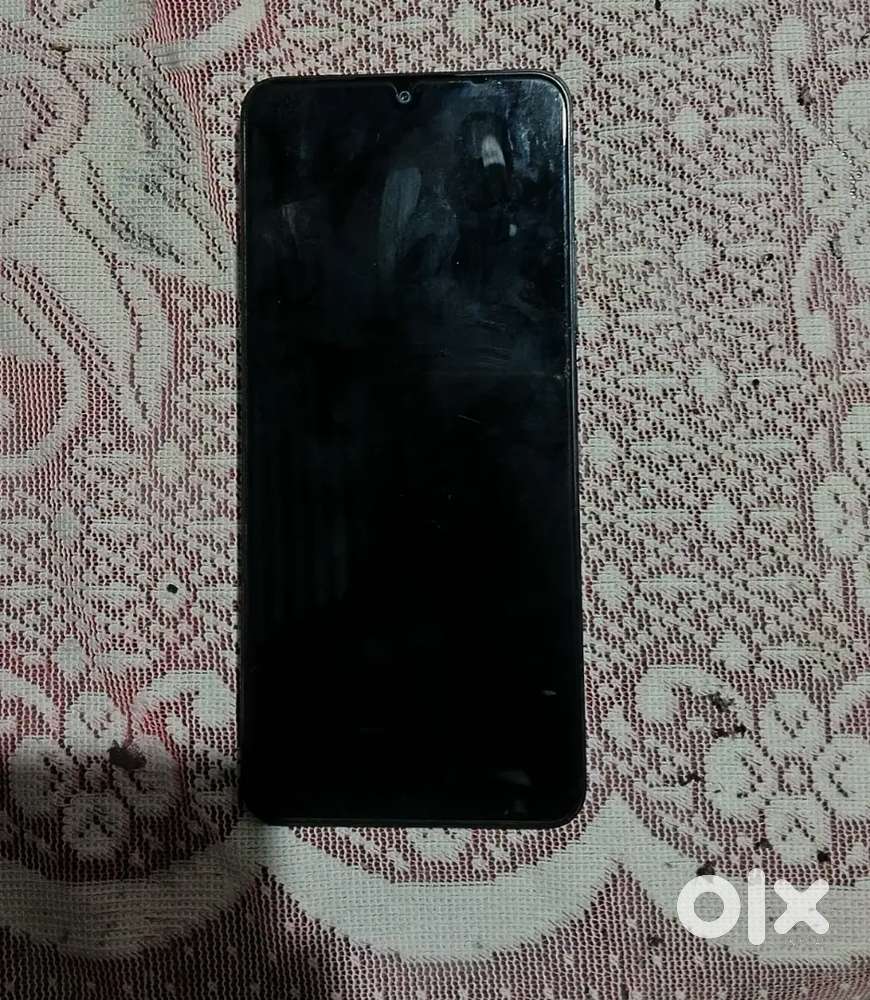 Poco M7 128/6GB Ram