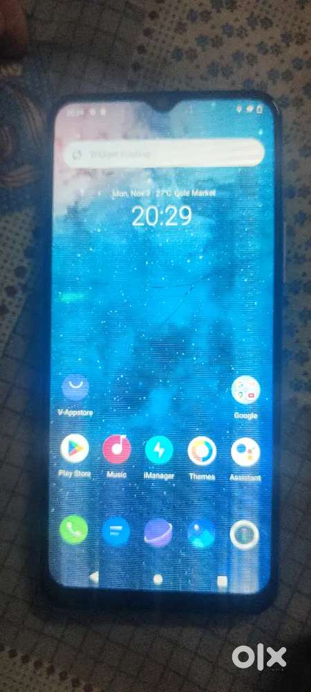 Vivoy20 phone in working condition, 4 g with boxandcable