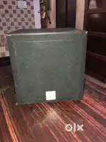 Subwoofer with amplifier