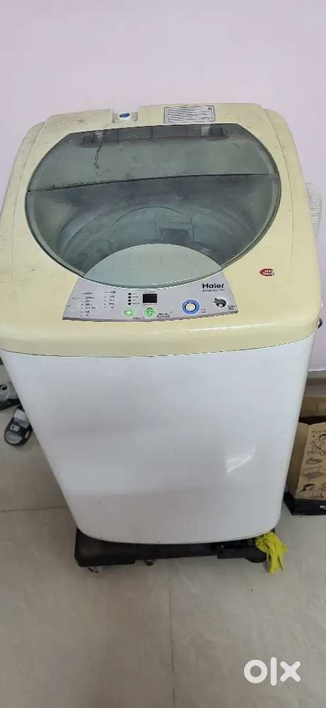HAIER AUTOMATIC WASHING MACHINE