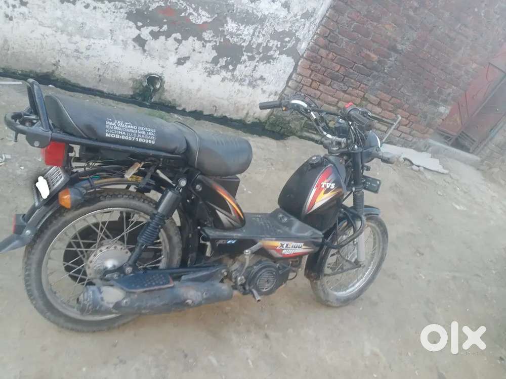 TVS XL 100 21 model RC hai condition okay Lene Walon message karo