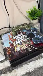 PS4 1TB with 2 remote