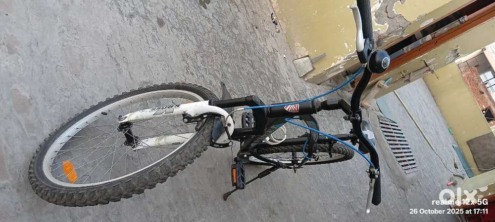 Three month old cycle good condition, Rim look new ,