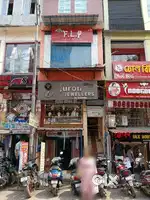 Commercial Room available for rent road facing