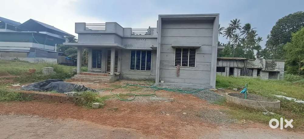 Angamaly mookkannoor 6 cent 1150 sqft 3 bhk house for sale
