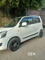 Maruti Suzuki Wagon R Stingray 2015 CNG & Hybrids 82000 Km Driven