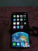 Iphone XR - 64 gb mint condition NO BOX 89% battery health at ₹13,000