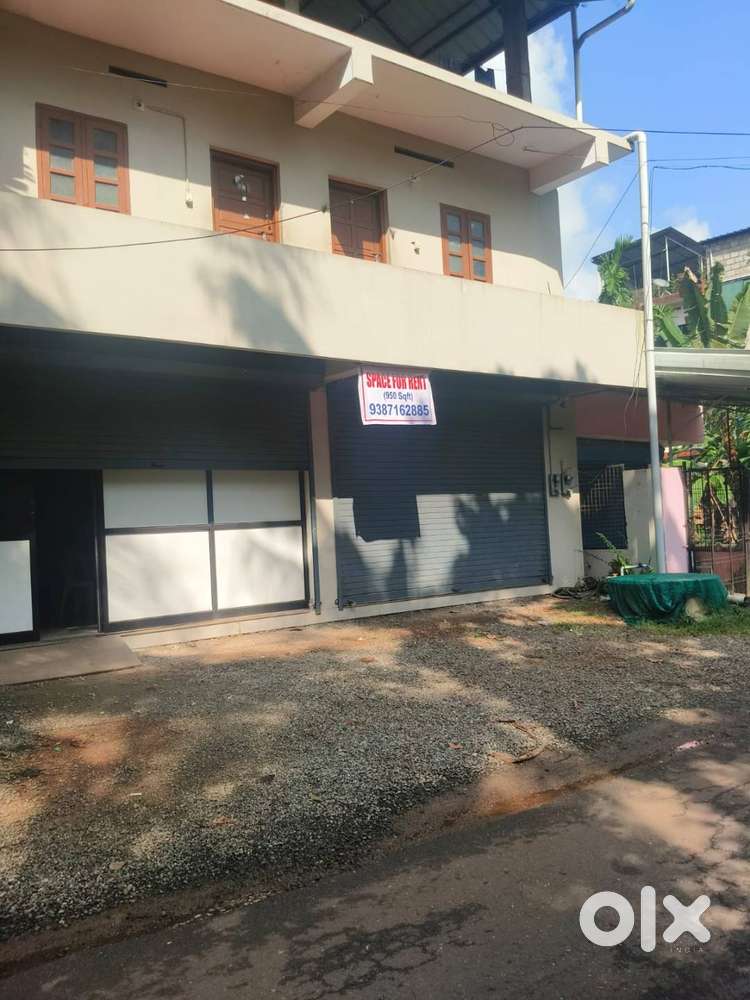 Ground Floor Shops / Godown Space for Rent