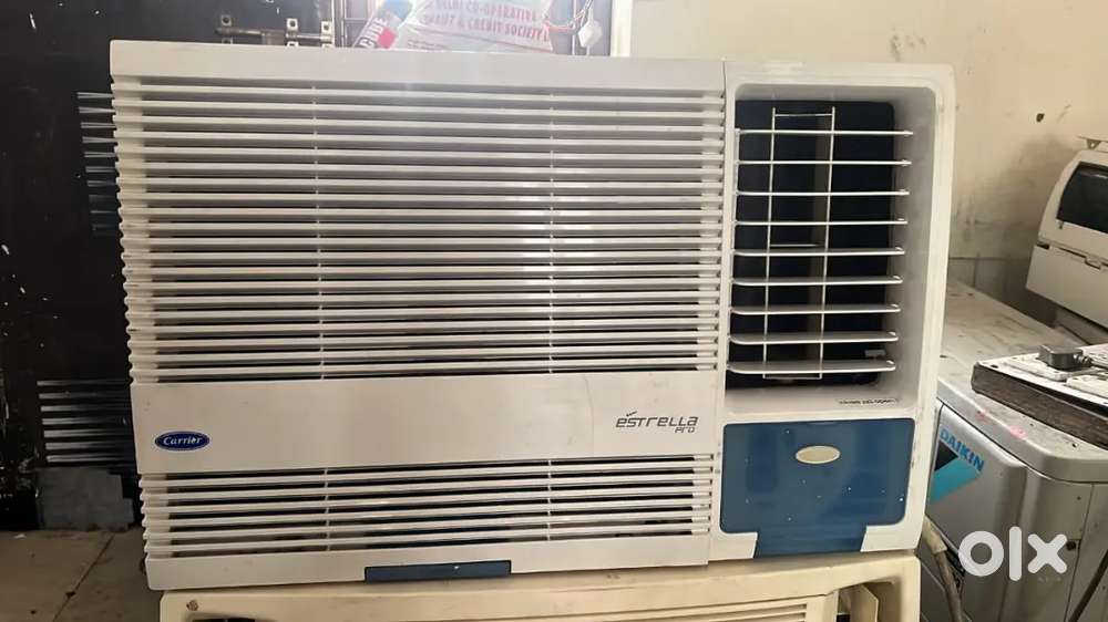 Carrier 1.5Ton 3Star Normal Window AC (Air Conditioner) good condition