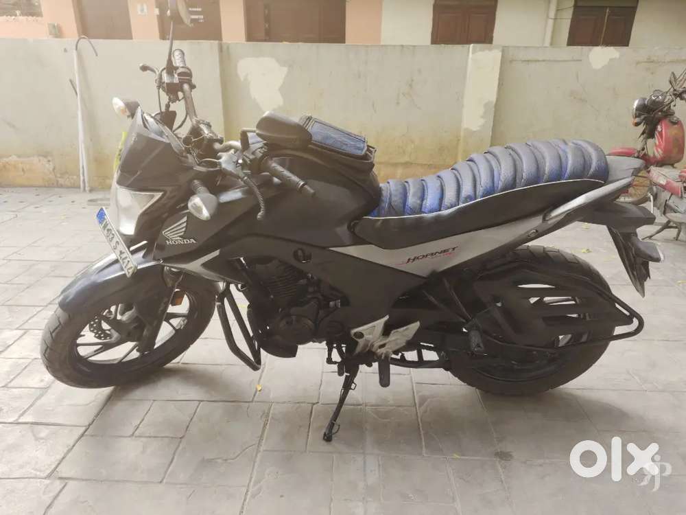 Honda Hornet 160R for sale