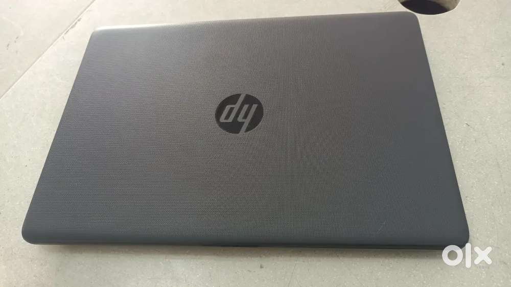 Hp notebook Ryzen 5 pro Ram 8gb SSD 256gb graphics Vega 8