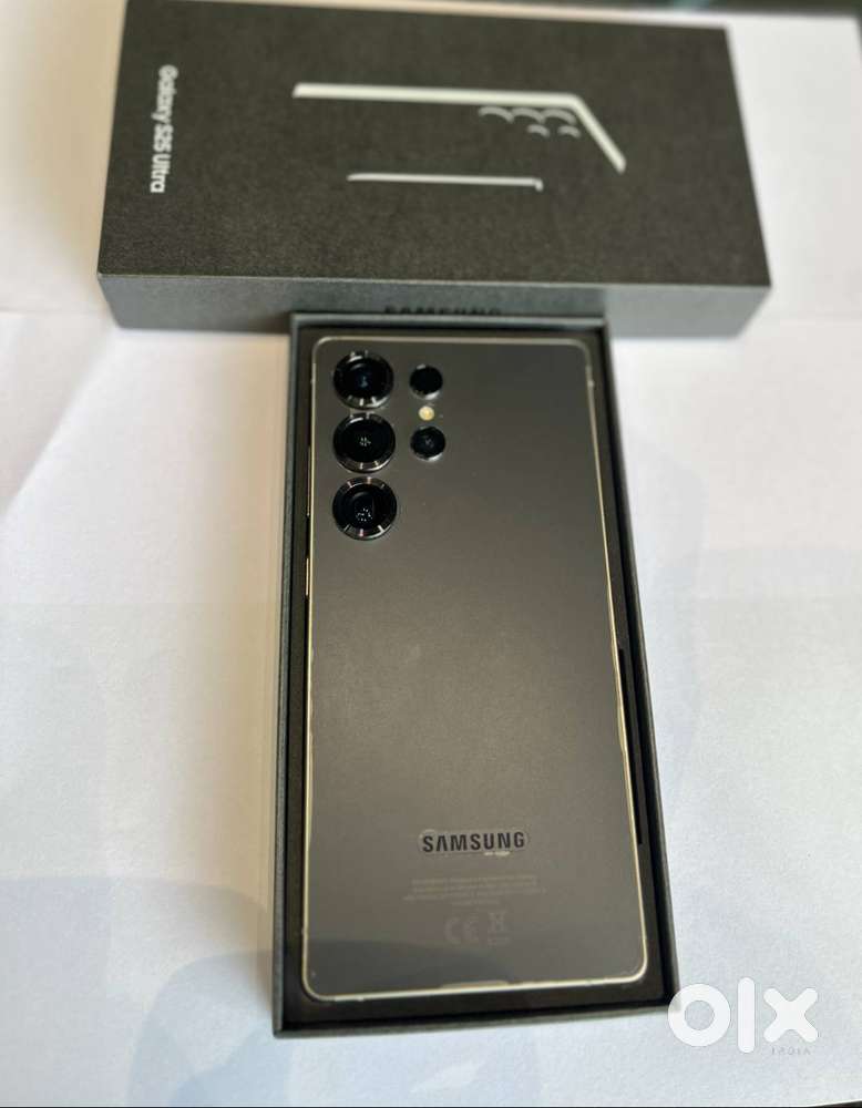Samsung Galaxy S25 Ultra 5G Smartphone with Galaxy AI (Titanium Black,