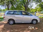 Toyota Innova 2014 Diesel 200000 Km Driven
