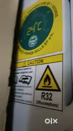 Window AC 1.5 Ton Voltage