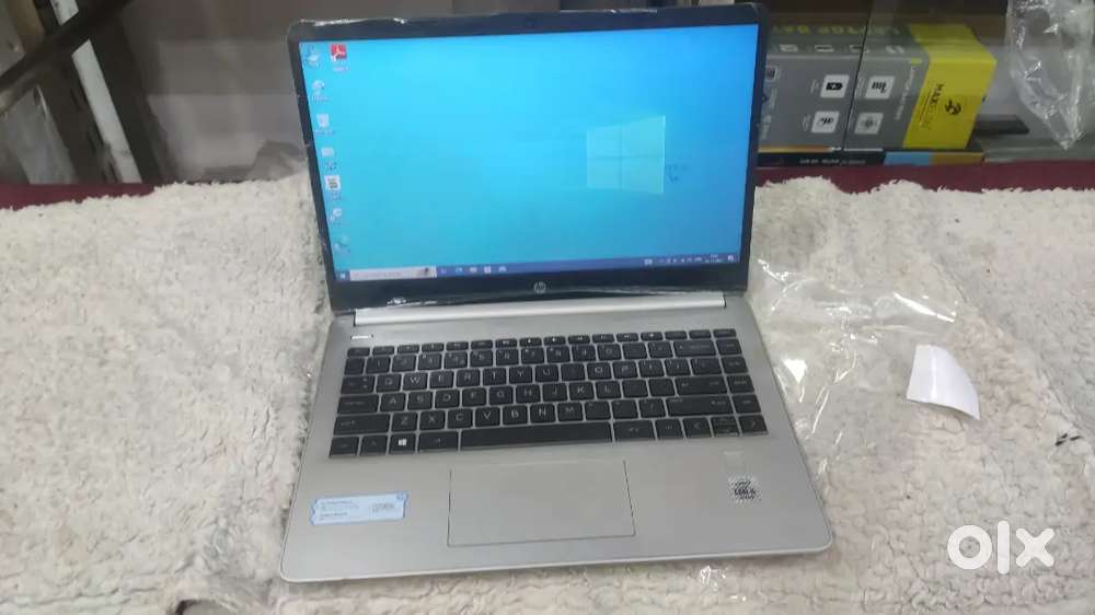 HP Top Branded company Laptop/OLED Display/14.1 Inch Display Size