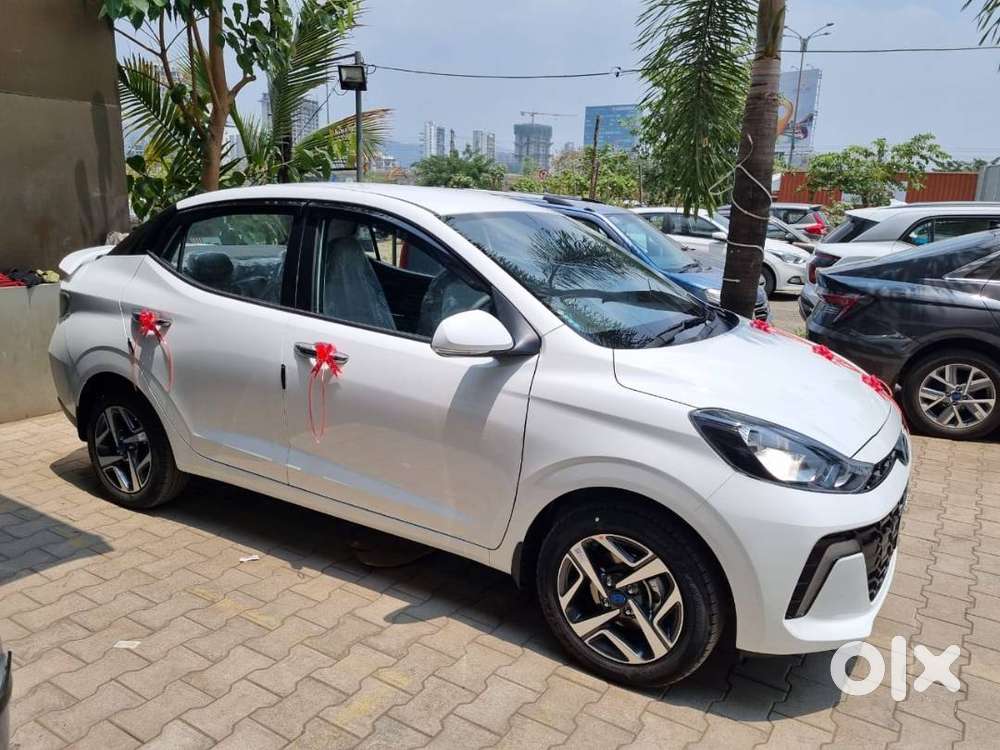 Buy AURA  T PERMIT CNG AT MINIMUM DOWN PAYMENT RS.149,999/-REDY