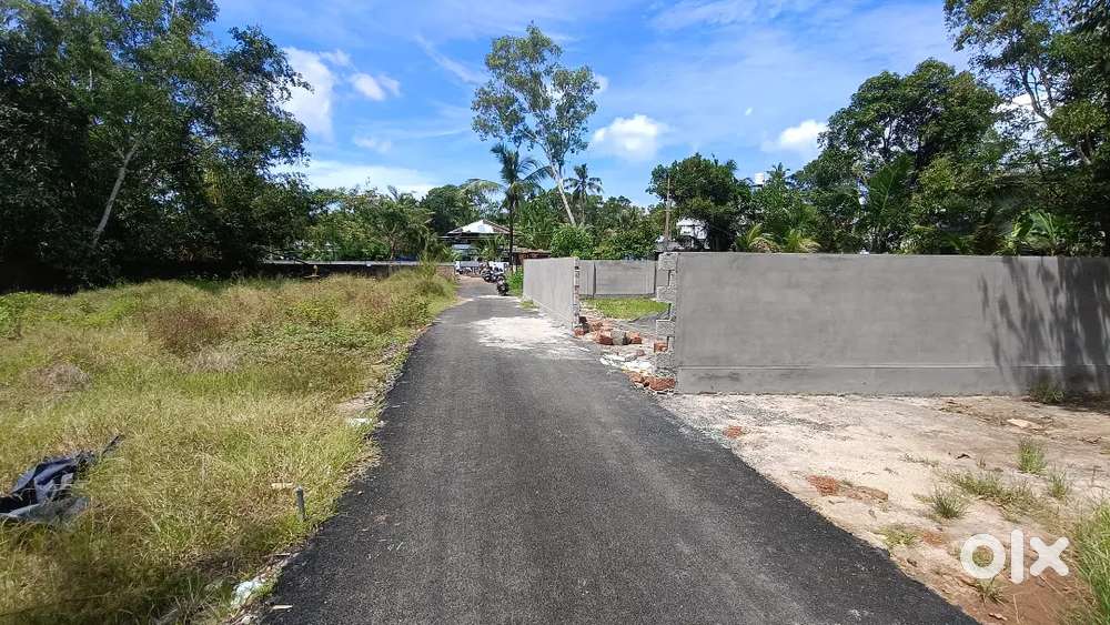 5, 6, സെന്റിൽ തുടങ്ങുന്ന വില്ല പ്ലോട്ടുകൾ വില്പനക്ക്